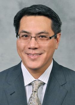Lawrence Chin，医学博士